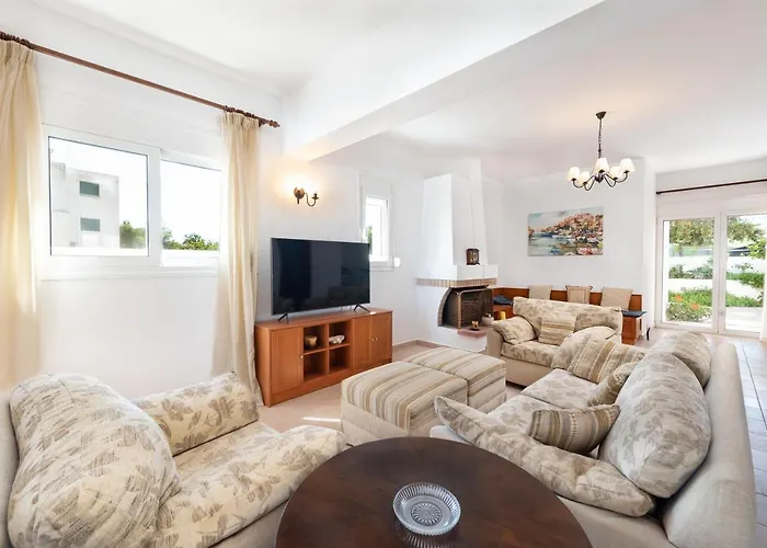 Ritas Gennadi Villa
