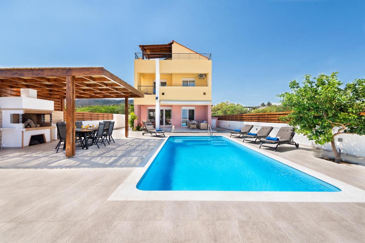 Ritas Villa Gennadi